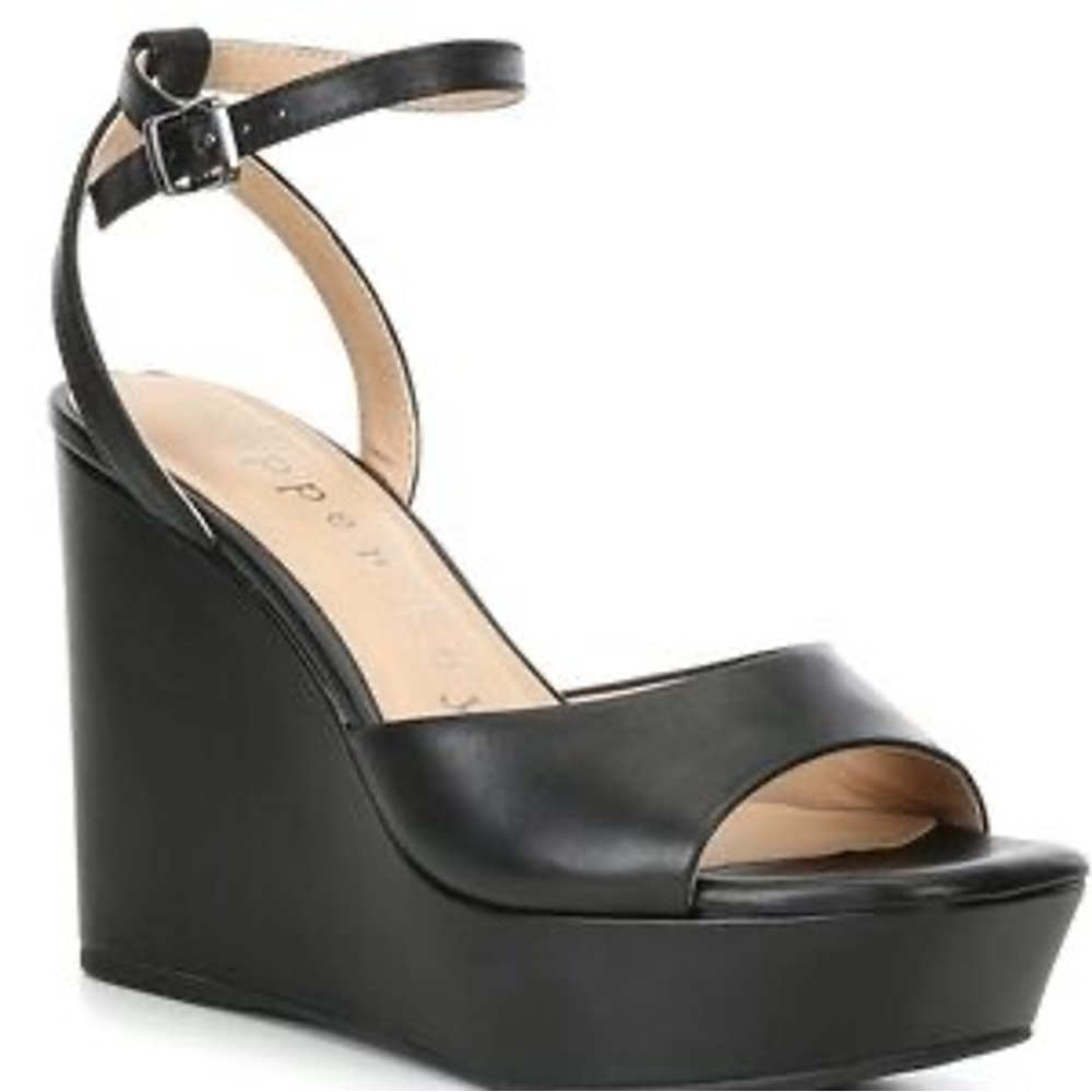 Copper Key Black Wedge Anklestrap Sandals 7.5